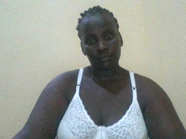 Blackbeauty001 BongaCams Model