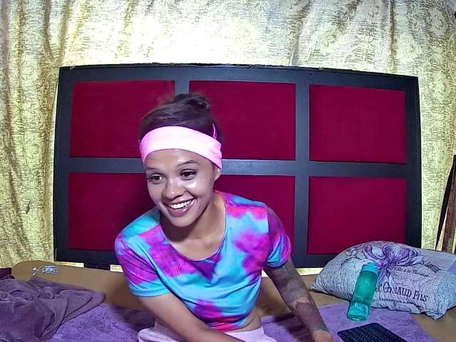 Penny27 BongaCams Model