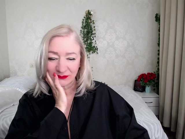 hunters-woman BongaCams Model