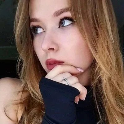 Anie_best Stripchat Model