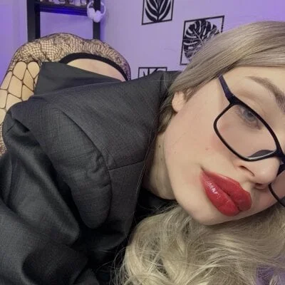 July_Terner Stripchat Model